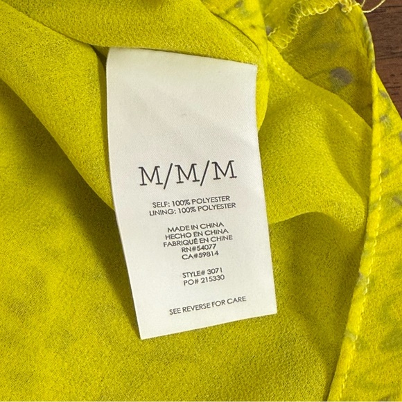 Cabi Yellow/Green Ruffle Sleeveless Blouse Medium Leopard Print Career Top - Picture 6 of 8